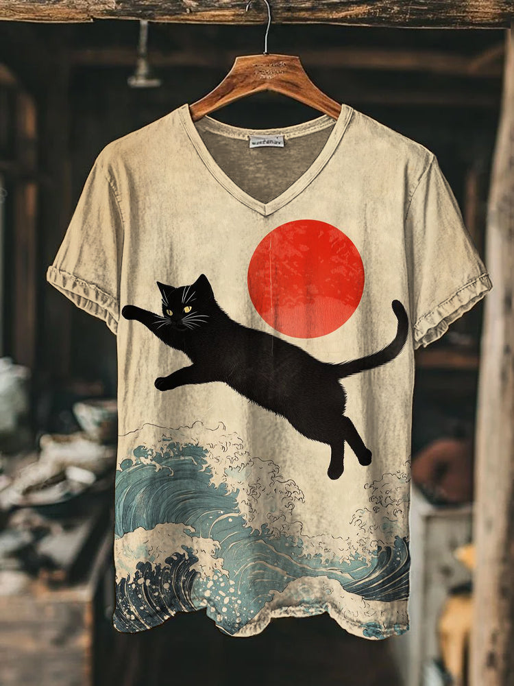 Japanese Art Cat & Waves Men's V-neck T-shirt elevenforest