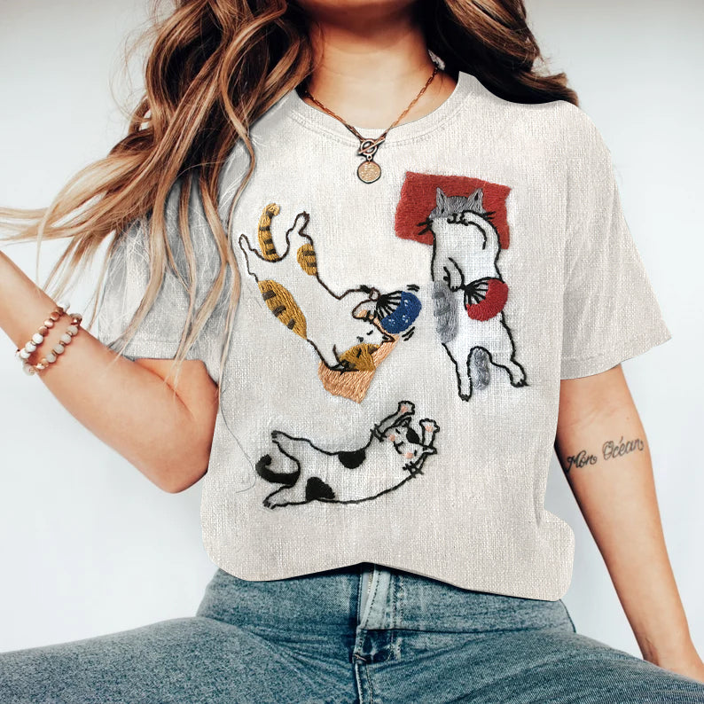 Women's Vintage Sleeping Cat Art Print T-shirt elevenforest