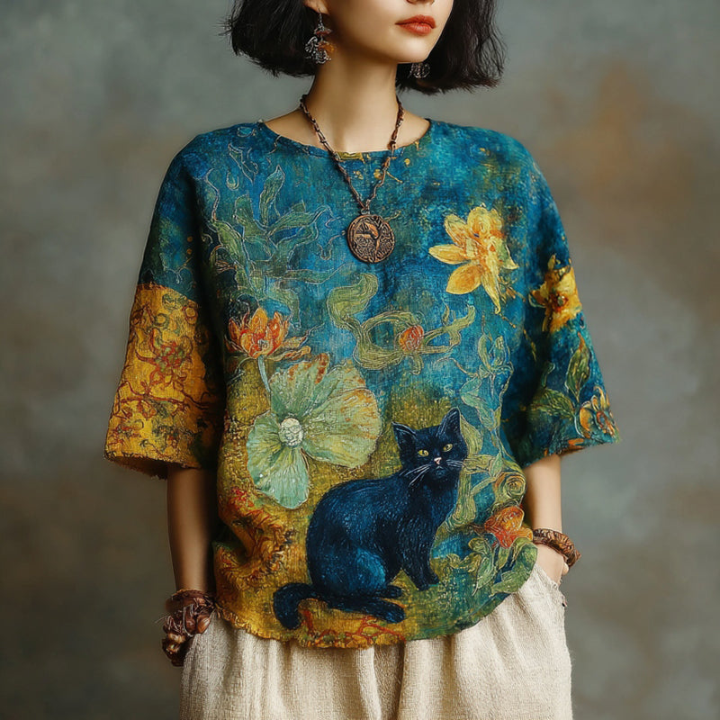 Women‘s Vintage Oil Painting Water Lilies And Black Cat Art Print Round Neck Linen Blend T-shirt elevenforest