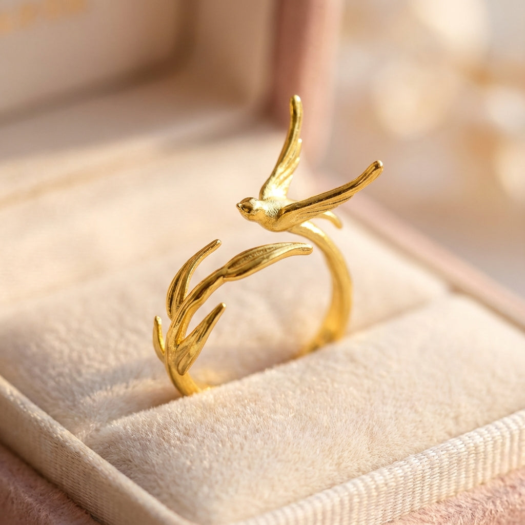 Elegant Gold Swallow Ring