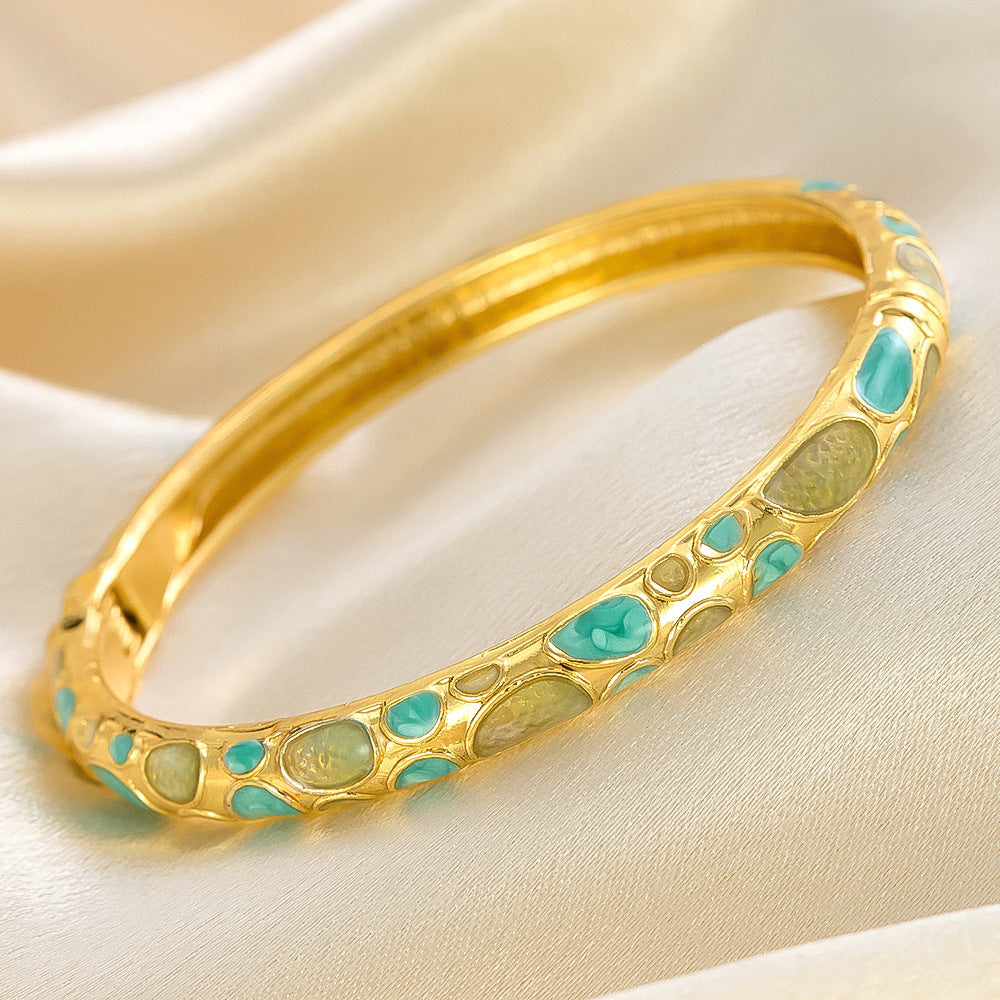 Elegant Turquoise Gold Bracelet