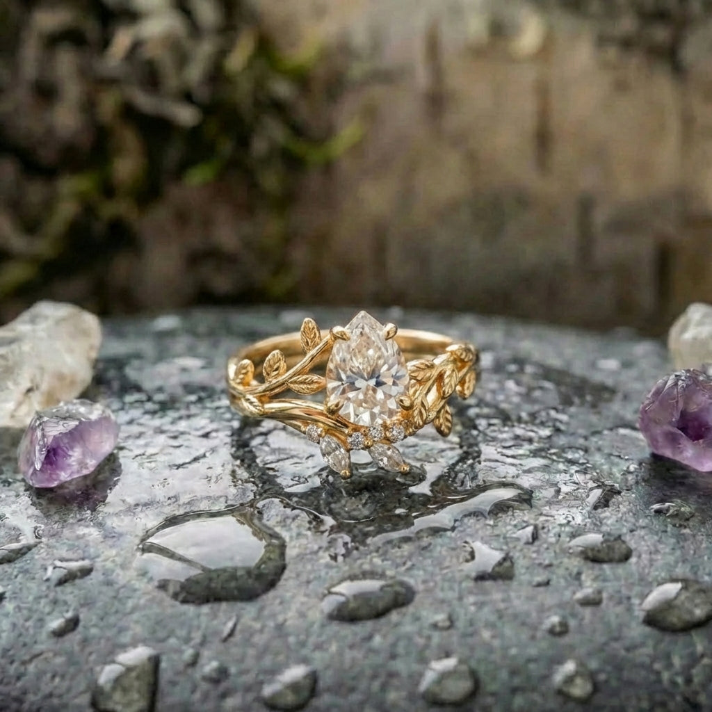Elegant Waterdrop Diamond Ring