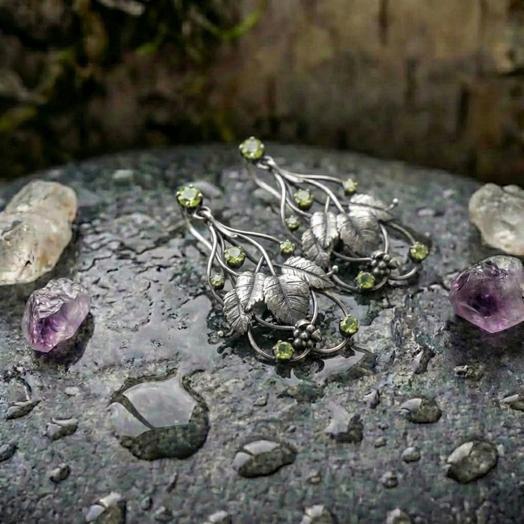 Vintage Leaf Peridot Earrings