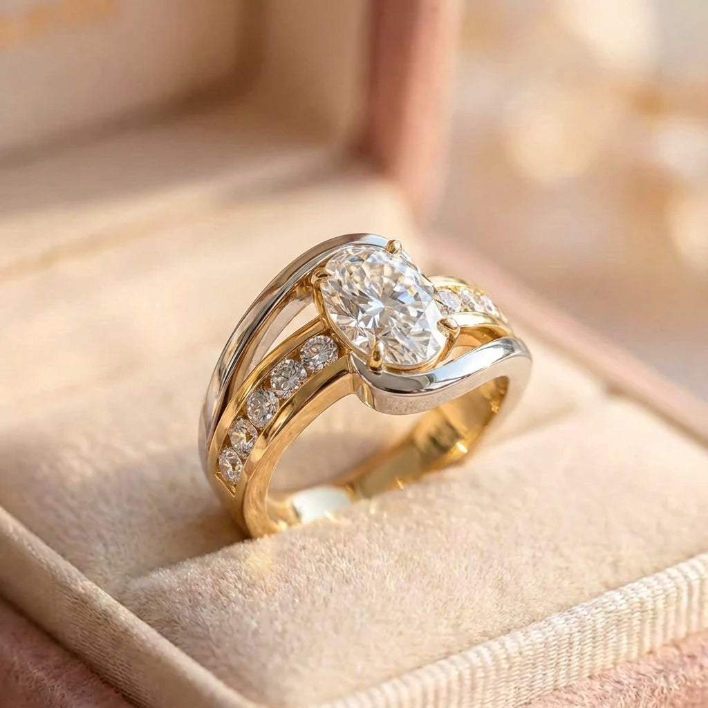 Vintage Bright Gold & Silver Ring