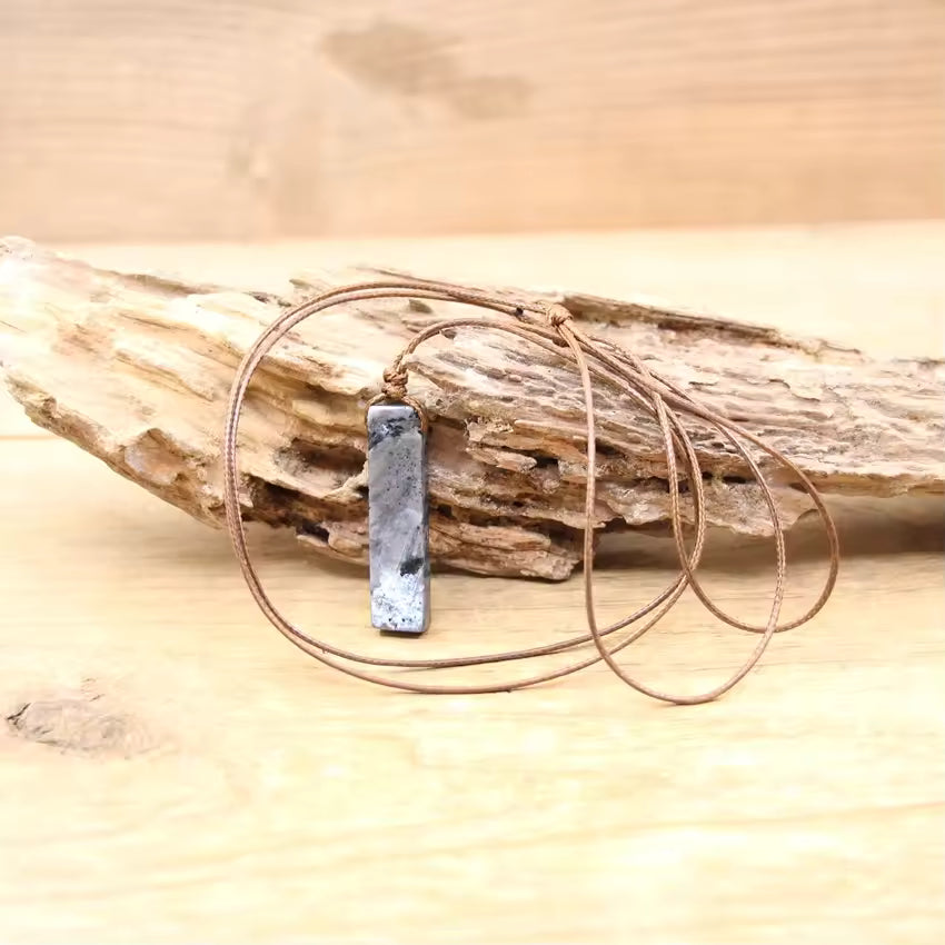 Minimalist Sodalite Pendant Necklace