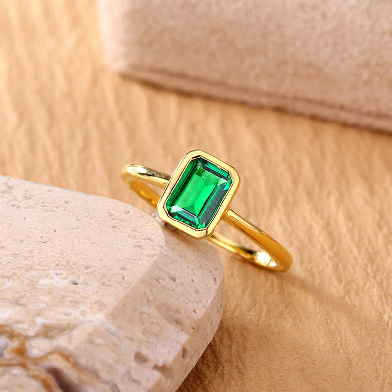Inlaid Green Glass Gold Ring