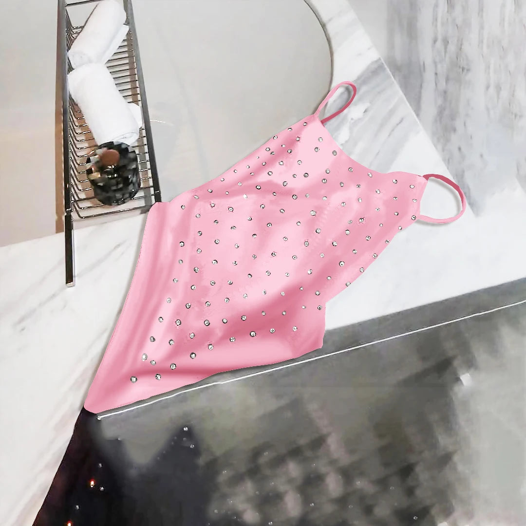 Effortlessly Elegant Bathing Suit with a Timeless Design