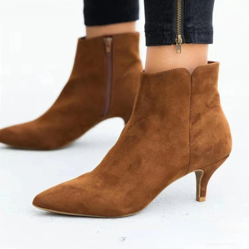 Graceful Orthopedic Boots for Modern Look