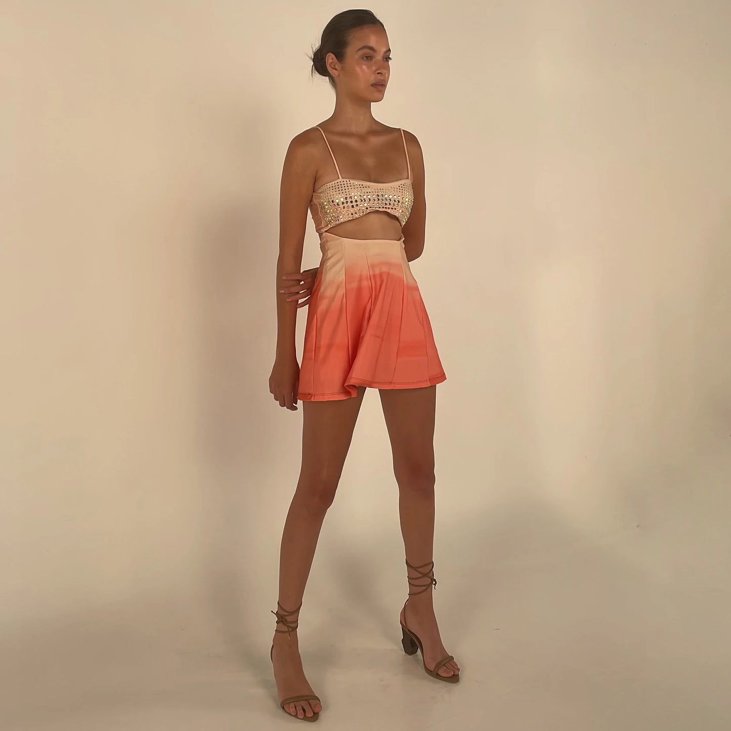 Effortlessly Elegant Bathing Suit with a Timeless Design