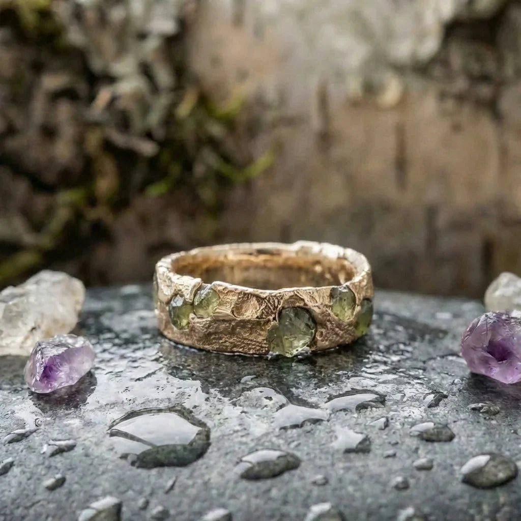 Vintage Green Golden Ring