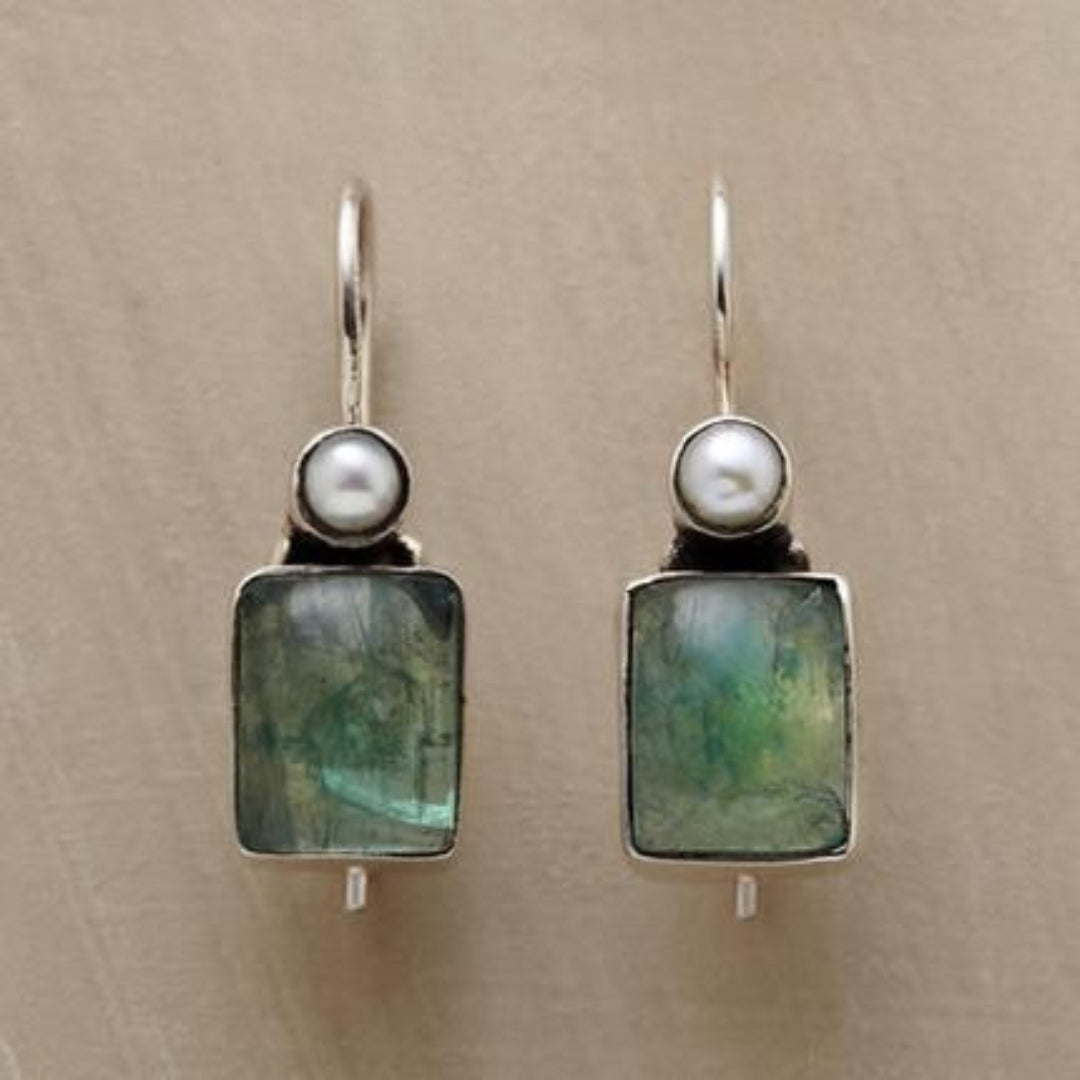 Vintage Green Stone Inlaid Pearl