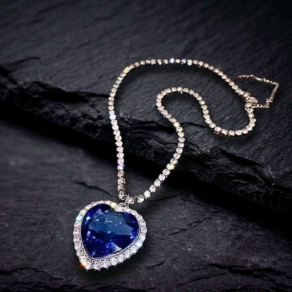 Vintage Inlaid Rhinestone Blue Stone Necklace