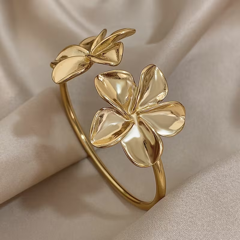 Adjustable Gold Blossom Bracelet