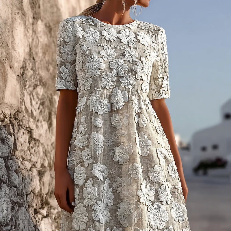 Beautifully Crafted Dress in a Classic Style