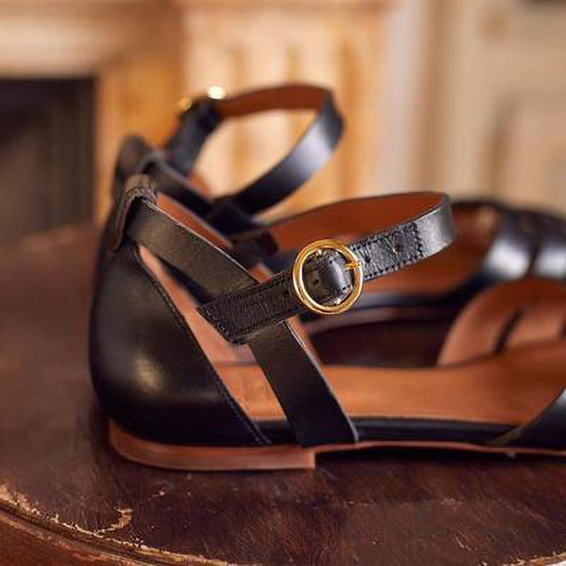 Graceful Orthopedic Sandals for Modern Look