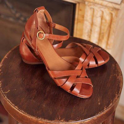 Graceful Orthopedic Sandals for Modern Look
