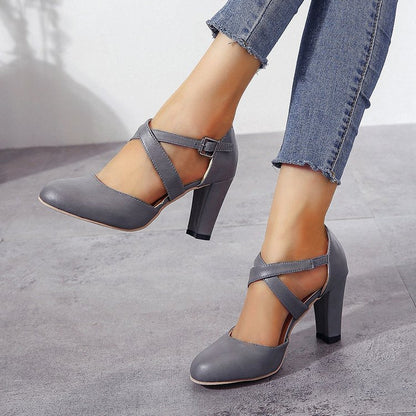Chic Orthopedic Sandals with Unique Design