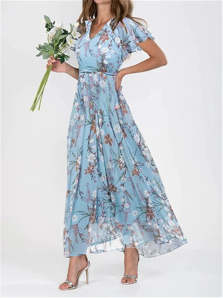 Gracefully Styled Dress for Any Occasion