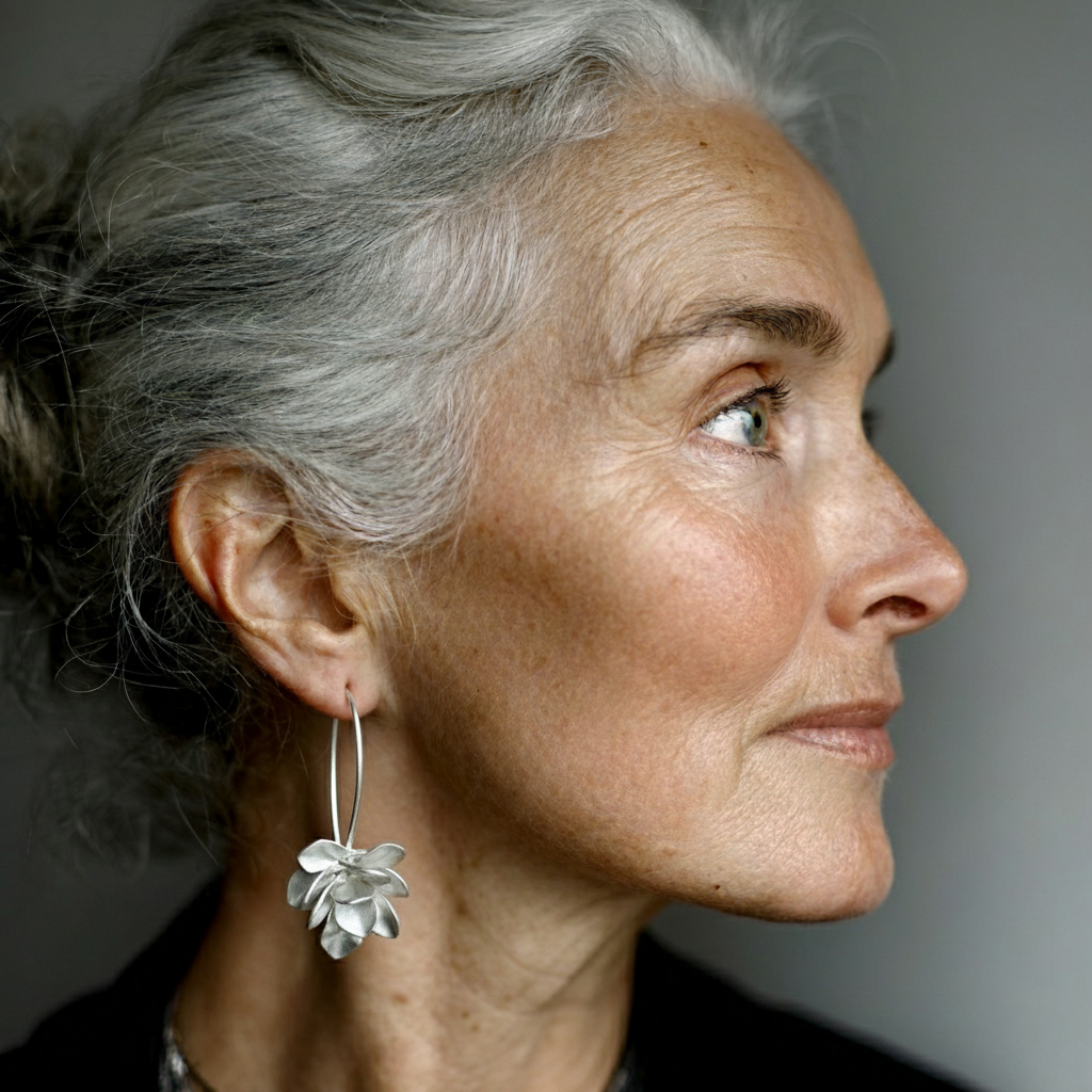 Handgemaakte vintage Zilveren Oorbel