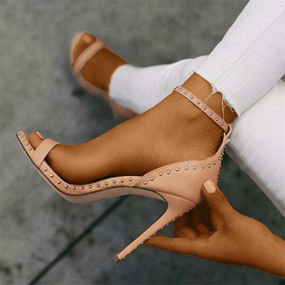 Prachtig Vervaardigde Orthopedische Sandalen