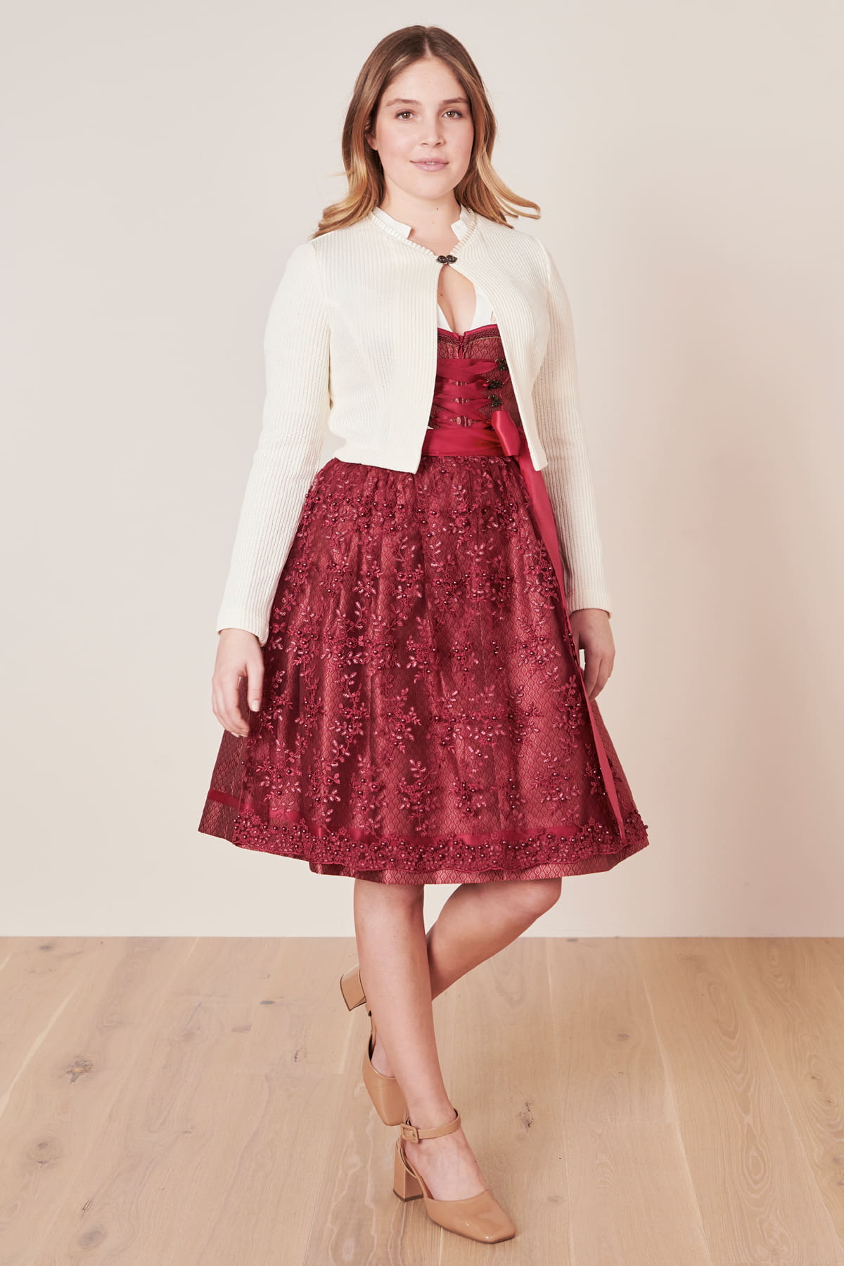 LD | Juliena traditionele jas