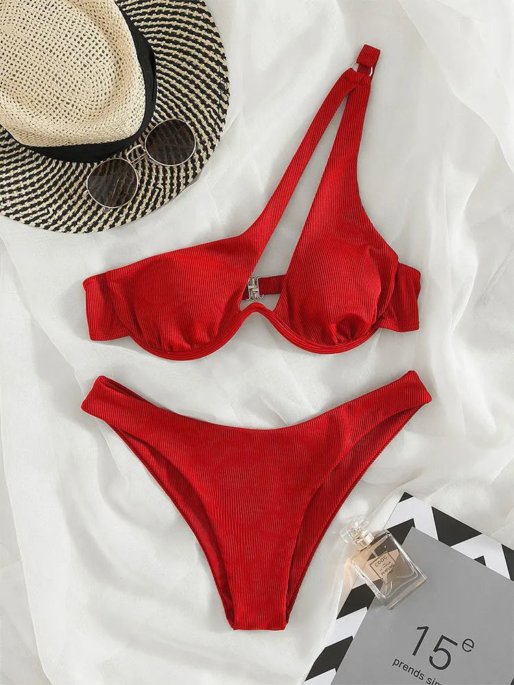 Sara® | Classic and Comfortable Bikini