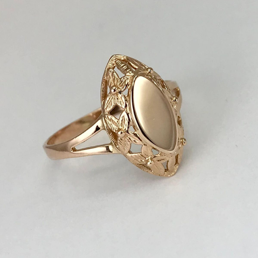 Vintage Oval Crest Ring