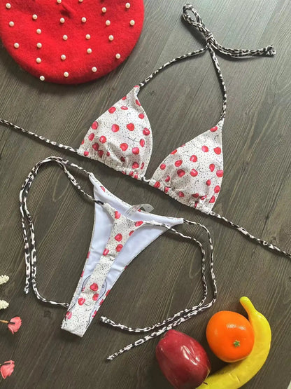 Elizabeth® | Effortless and Bikinis