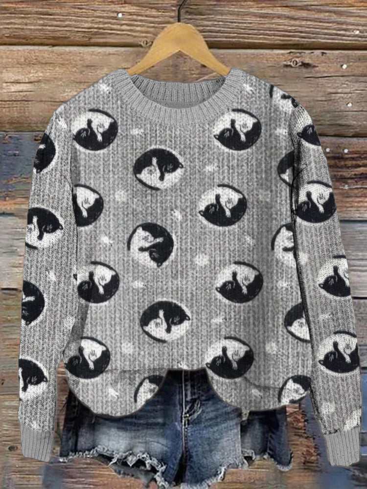 Black & White Cat Women's Soft Sweater elevenforest