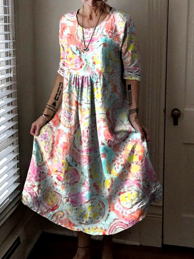 Beautifully Finished Dress in a Timeless Design