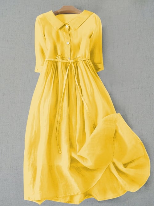 Classic Vintage Dress with a Flattering Fit