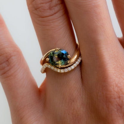 Wavy Irregular Green Crystal Ring