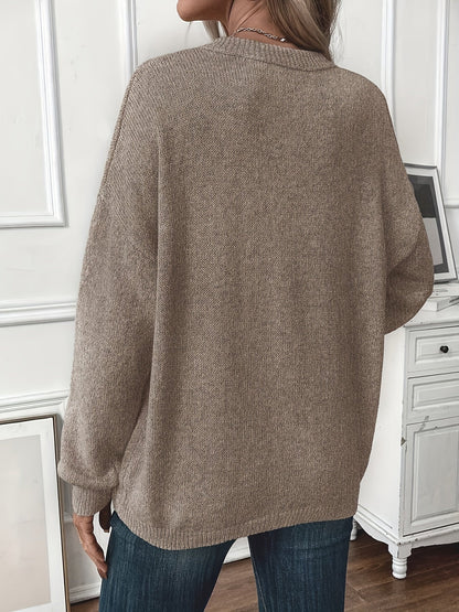 Effortlessly Elegant Sweater with a Timeless Design