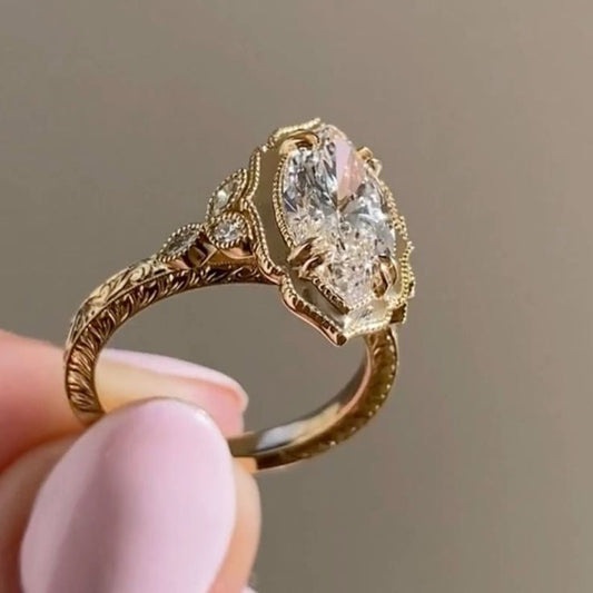 Crystalline Rounded Floral Gold Ring