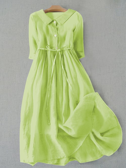 Classic Vintage Dress with a Flattering Fit