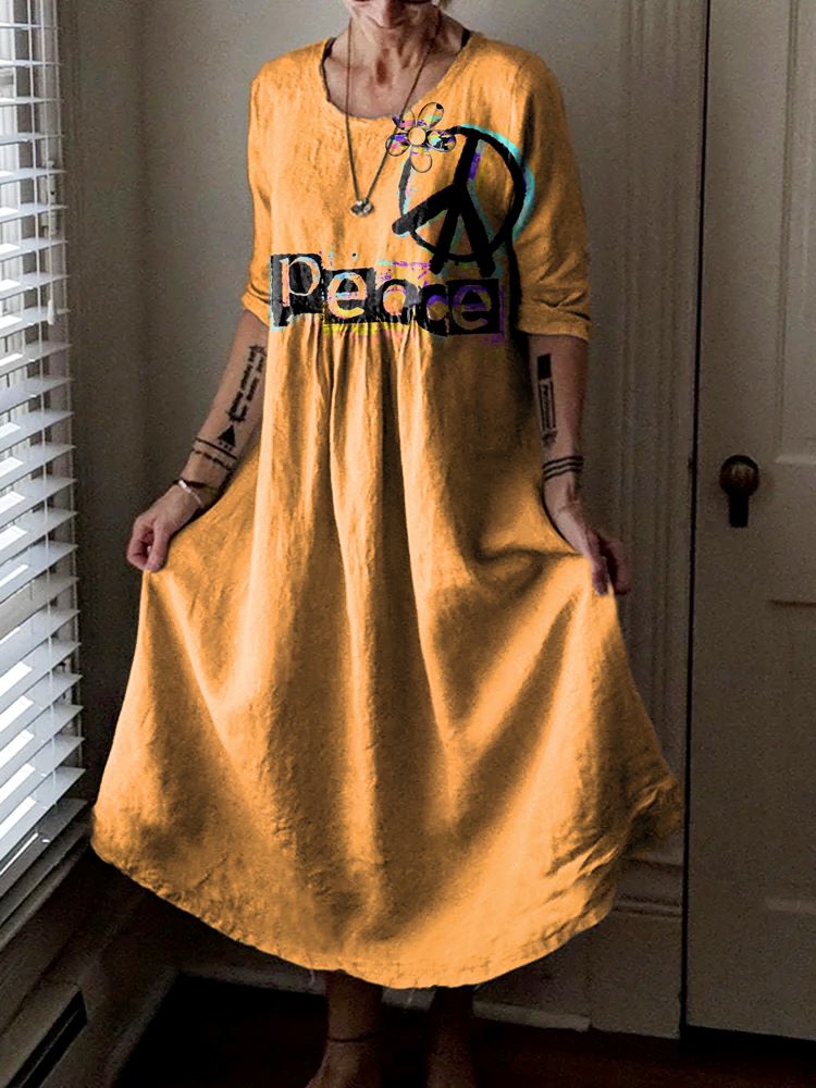 Beautifully Finished Dress in a Timeless Design