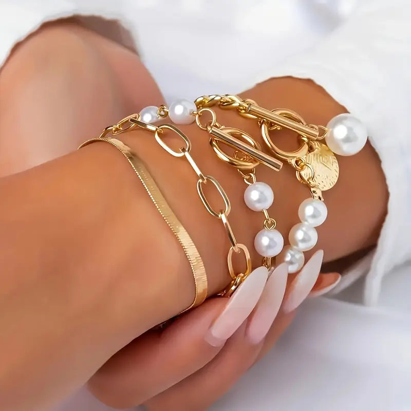 Chic Gold 4-Piece Bracelet Set ��� Snake, Pearls & Links | Gold