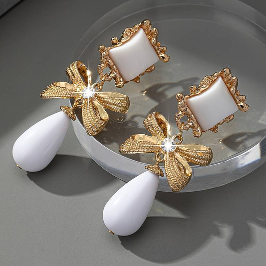 White & Gold Earrings
