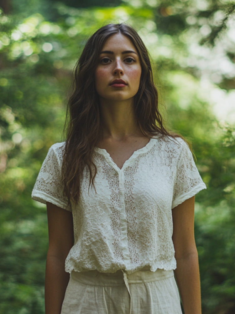 Beautifully Crafted T-Shirt in a Classic Style