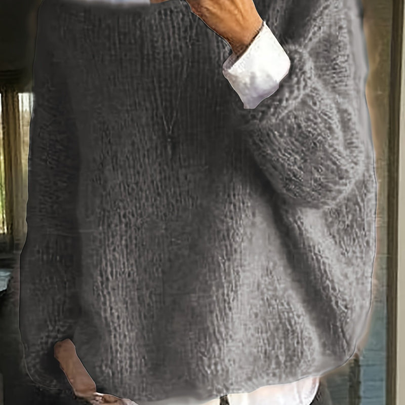 Well Tailored Sweater with a Graceful Silhouette