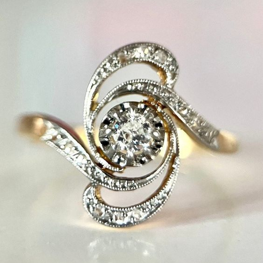 Vintage Spiral Zirconia Gold Ring