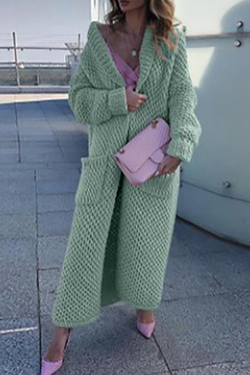 Effortlessly Elegant Cardigan with a Timeless Design