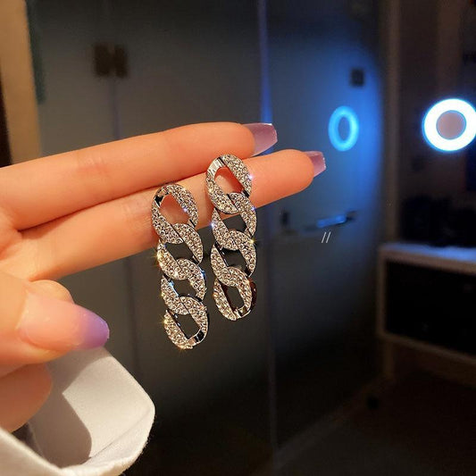 Luxury Bows Earrings In Silver And Zirconia