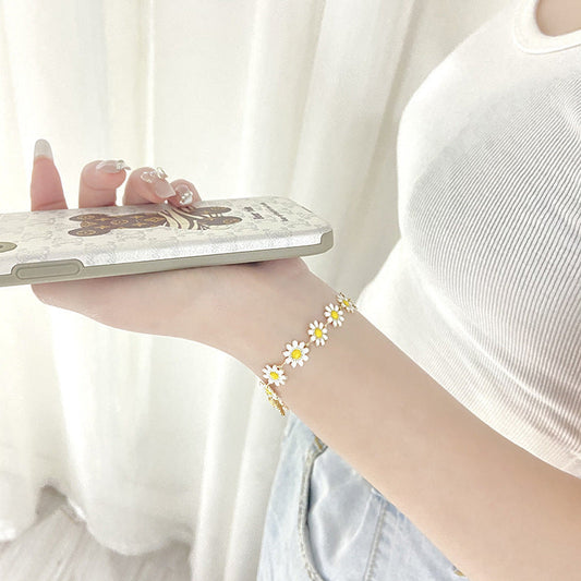 Daisy Chain Bracelet