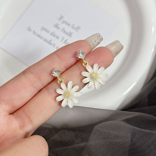 Delicate Daisy Earrings