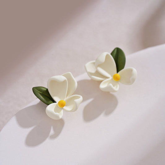 Delicate Daisy Earrings