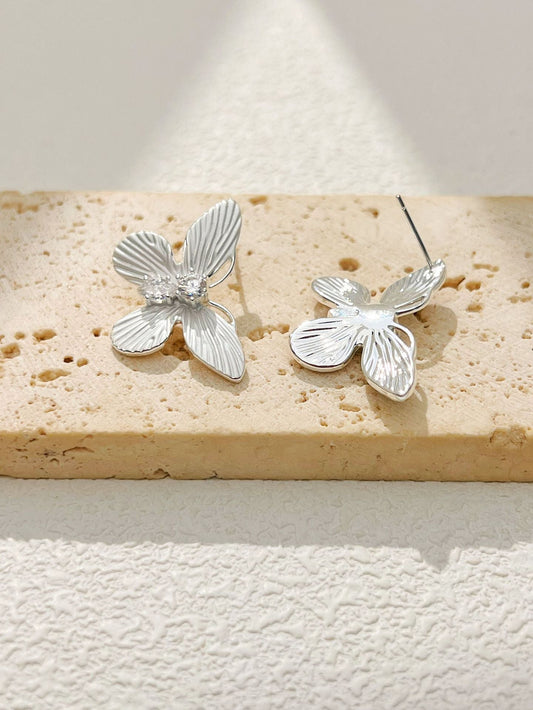 Delicate Flower Earrings