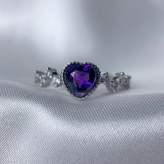 Elegant Amethyst Heart Ring