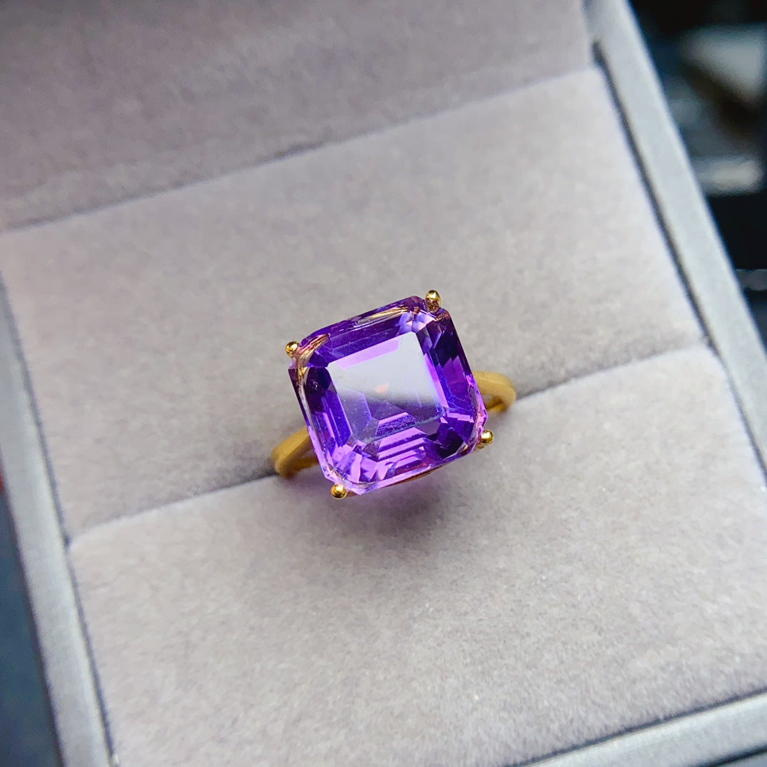 Elegant Amethyst Ring