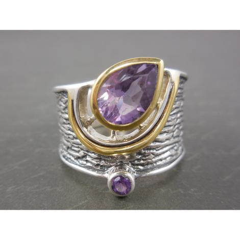 Elegant Amethyst Ring